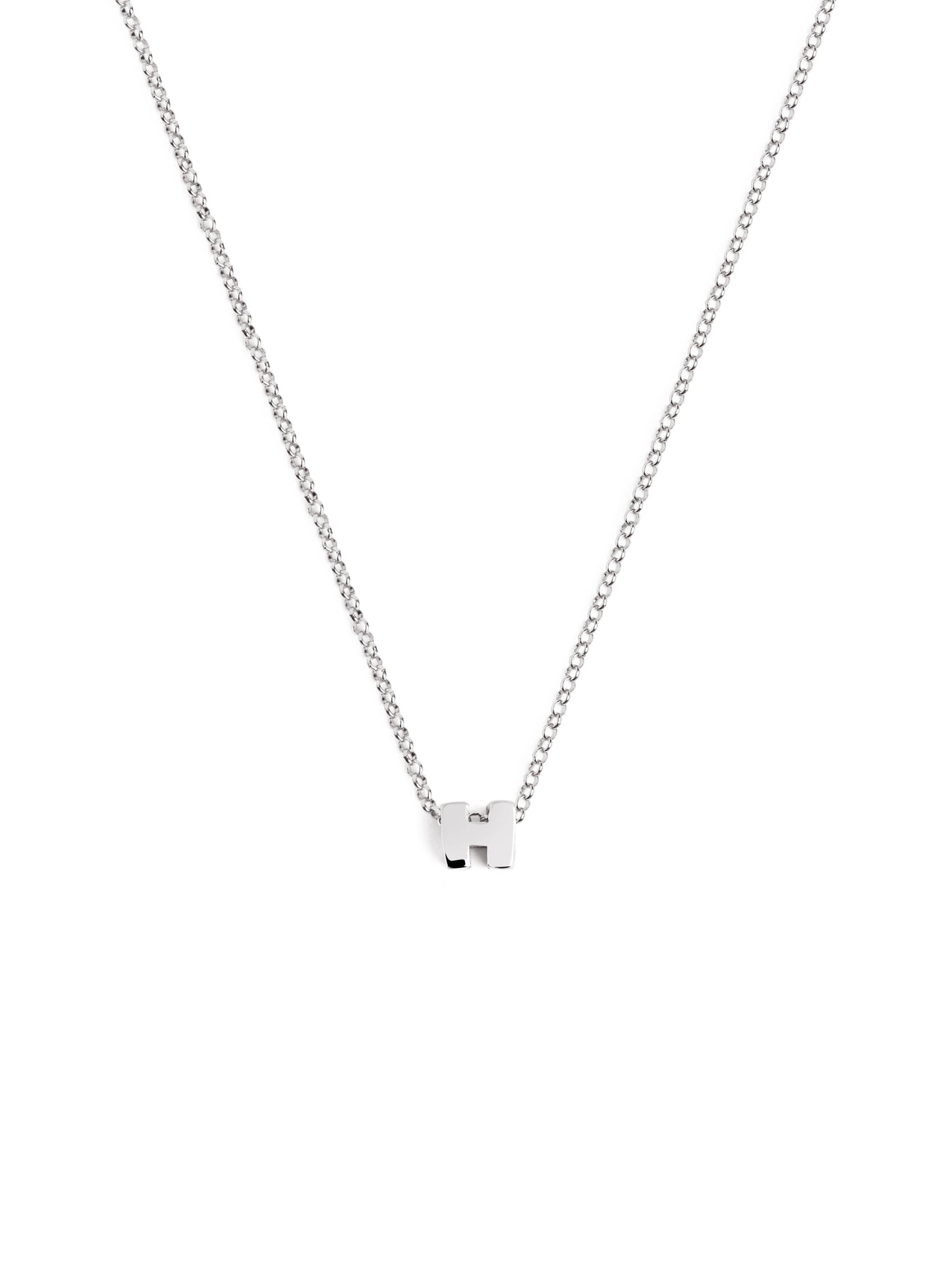 Zilveren ketting met gepersonaliseerd initiaal